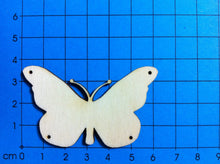 Lade das Bild in den Galerie-Viewer, Schmetterling aus Holz