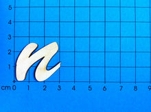 Lade das Bild in den Galerie-Viewer, Buchstaben in Schreibschrift 5cm aus Holz