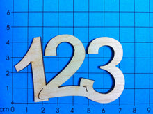 Lade das Bild in den Galerie-Viewer, Schriftzug "123" aus Holz