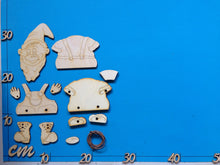 Lade das Bild in den Galerie-Viewer, Zwerg aus Holz, Schlenker-Figur Dekoration mit Kindern gestalten, Figuren aus Holz basteln, Zwerge zum bemalen, Schlenker Figuren aus Holz zum setzen, Bastelset für Zwerg, Gartenzwerg aus Holz basteln, Gartendeko mit Kindern malen, Jahrsesdeko basteln, Bastelset aus Holz, Geschenkideen zum basteln, Basteln mit Kindern, Frühjahrsdekoration gestalten, ZWH 4815SB