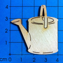 Lade das Bild in den Galerie-Viewer, Gießkanne aus Holz