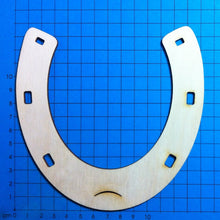 Lade das Bild in den Galerie-Viewer, Hufeisen aus Holz Glück, Pferd gestalten, Pferd basteln mit Holz, Bastelset aus Holz, Kleine Holzteile, Bauernhoftiere, Holzteile bemalen, Bastelidee für Kinder, Dekoidee Frühjahr basteln, Basteln mit Holz für Kinder, Jahresdeko malen, Basteln mit Kindern, Bauernhof, Hufeisen aus Holz, Pferd aus Holz basteln, Bastelbedarf aus Holz, Einhorn, Dekoidee Kindergeburtstag, Basteln mit Holzteilen, Bastelideen für Kinder, Kleine Holzteile, Jahresdeko malen, Hufeisen aus Holz, Bastelidee für Kinder, Bastelideen fü