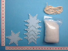 Lade das Bild in den Galerie-Viewer, Eiskristalle aus Filz zum Nähen