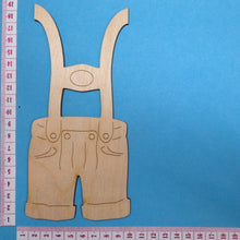 Lade das Bild in den Galerie-Viewer, Lederhose aus Holz für Pfahltiere Lederhose aus Holz für Kantholzfiguren, Kleidung für Kantholzfiguren, Lederhose aus Holz für Pfahlfigur, Kleidung für Pfahlfiguren, Lederhose aus Holz, Lederhose aus Holz, Kleidung für Kantholzfiguren, Lederhose aus Holz für Kantholzfiguren, Kleidung für Pfahlfiguren, Lederhose aus Holz für Pfahlfigur, PZK 6708
