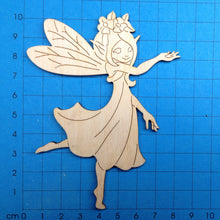 Lade das Bild in den Galerie-Viewer, Elfe tanzend aus Holz