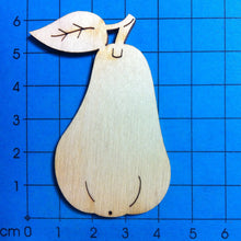 Lade das Bild in den Galerie-Viewer, Birne aus Holz