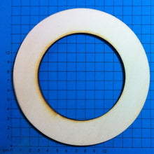 Lade das Bild in den Galerie-Viewer, Rahmen rund aus Holz Basteln mit Holz, Schilder zum Basteln, Holz bemalen, Bilderrahmen aus Holz, Türschild, Schild zur Geburt, Schilder für den Eingang, Basteln mit Holz für Kinder, Schild zur Taufe, Schild fürs Kinderzimmer, Holzideen , Schild zum Geburtstag, Schilder aus Holz, Schild zur Hochzeit basteln, Schilder zum Basteln, Türschild, Schild zum Geburtstag, Basteln mit Holz, Holzideen , Basteln mit Holz für Kinder, Schild zur Hochzeit basteln, Schilder für den Eingang, Schild zur Taufe, Schild fürs