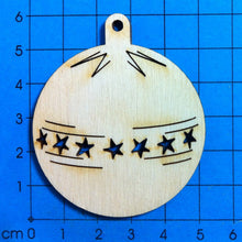 Lade das Bild in den Galerie-Viewer, Kugel für Christbaum aus Holz