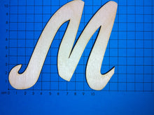 Lade das Bild in den Galerie-Viewer, Buchstaben in Schreibschrift 10cm aus Holz