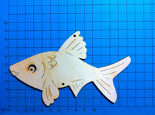 Lade das Bild in den Galerie-Viewer, Fisch aus Holz