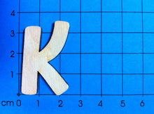 Lade das Bild in den Galerie-Viewer, Buchstaben in 3,3cm aus Holz