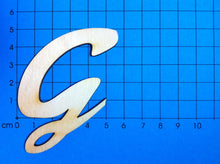 Lade das Bild in den Galerie-Viewer, Buchstaben in Schreibschrift 5cm aus Holz