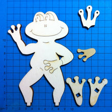 Lade das Bild in den Galerie-Viewer, Frosch als Standfigur aus Holz