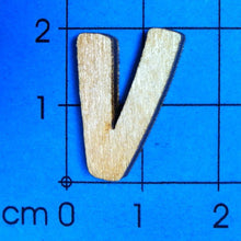 Lade das Bild in den Galerie-Viewer, Buchstaben in 1,9cm aus Holz