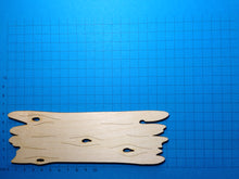 Lade das Bild in den Galerie-Viewer, Schild Brettoptik aus Holz