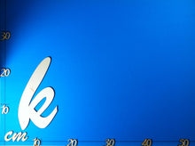 Lade das Bild in den Galerie-Viewer, Buchstaben in Schreibschrift 20cm aus Holz