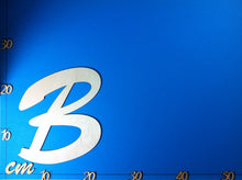 Lade das Bild in den Galerie-Viewer, Buchstaben in Schreibschrift 20cm aus Holz