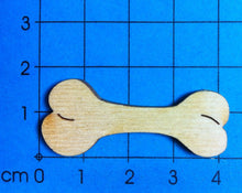Lade das Bild in den Galerie-Viewer, Knochen aus Holz