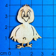 Lade das Bild in den Galerie-Viewer, Küken aus Holz