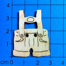 Lade das Bild in den Galerie-Viewer, Lederhose als Knopf 3cm Knöpfe mit Gesicht, Knopf zum Basteln, Knopf zum Nähen, Knöpfe, Holzknopf, Knopf aus Holz, Knöpfe zum Dekorieren, Knöpfe zum Bemalen, Tiereknöpfe, Lederhose Knopf, BUH 6703