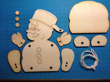 Lade das Bild in den Galerie-Viewer, Schneemann Frosty aus Holz, Schlenker-Figur