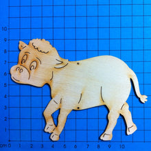 Lade das Bild in den Galerie-Viewer, Kalb aus Holz