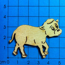 Lade das Bild in den Galerie-Viewer, Kalb aus Holz
