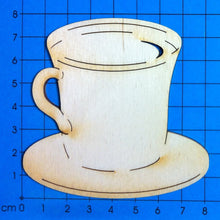 Lade das Bild in den Galerie-Viewer, Kaffeetasse hoch aus Holz