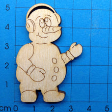 Lade das Bild in den Galerie-Viewer, Schneemann mit Ohrenwärmer aus Holz