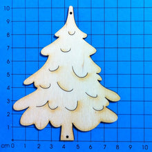 Lade das Bild in den Galerie-Viewer, Tannenbaum breit aus Holz