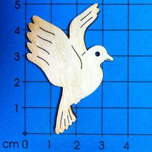 Lade das Bild in den Galerie-Viewer, Taube aus Holz