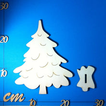 Lade das Bild in den Galerie-Viewer, Tannenbaum breit aus Holz