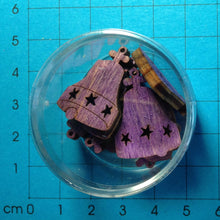 Lade das Bild in den Galerie-Viewer, Glocke aus Holz in Dose 2cm, farbig