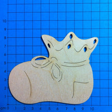 Lade das Bild in den Galerie-Viewer, Babyschuh gerade aus Holz Geschenke zur Taufe gestalten, Geschenke zur Geburt basteln, Babygeschenke basteln, Basteln für Kindern, Dekoration mit Kindern gestalten, Bärchen basteln, Bastelset aus Holz, Babyschuhe aus Holz, Babygeschenke malen, Basteln für Kindern, Babygeschenke malen, Geschenke zur Geburt basteln, Bastelset aus Holz, Bärchen basteln, Babygeschenke basteln, Geschenke zur Taufe gestalten, Babyschuhe aus Holz, Dekoration mit Kindern gestalten, BYH 1710