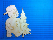 Lade das Bild in den Galerie-Viewer, Schneemann mit Topf und Baum aus Holz