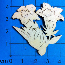 Lade das Bild in den Galerie-Viewer, Enzian aus Holz