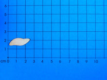 Lade das Bild in den Galerie-Viewer, Buchstaben in Schreibschrift 5cm aus Holz