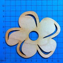 Lade das Bild in den Galerie-Viewer, Blumenblüte aus Holz