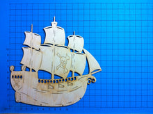 Lade das Bild in den Galerie-Viewer, Schiff aus Holz, Dreimaster