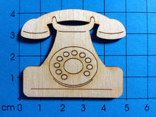 Lade das Bild in den Galerie-Viewer, 4cm Telefon aus Holz, Basteln mit Holz für Kinder, Dekoidee Arbeitsplatz, Bastelideen Kinder , Bastelbedarf aus Holz, Basteln mit Holzteilen, Dekoidee Büro, Elektrogeräte aus Holz, Basteln mit Kindern, Witziger Computer aus Holz, Bastelidee für Kinder, Jahresdeko malen, Bürodeko, Kleine Holzteile, Holzteile bemalen, Bürodeko, Basteln mit Kindern, Holzteile bemalen, Basteln mit Holzteilen, Bastelbedarf aus Holz, Dekoidee Büro, Basteln mit Holz für Kinder, Witziger Computer aus Holz, Jahresdeko malen, Elekt