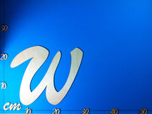 Lade das Bild in den Galerie-Viewer, Buchstaben in Schreibschrift 20cm aus Holz