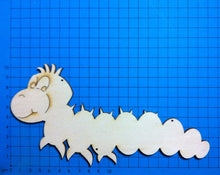 Lade das Bild in den Galerie-Viewer, Raupe aus Holz