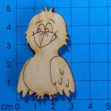 Lade das Bild in den Galerie-Viewer, Vogel aus Holz, nach vorne schauend