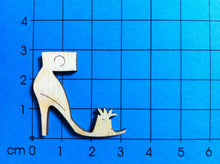 Lade das Bild in den Galerie-Viewer, Riemchensandalette aus Holz