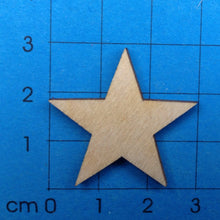 Lade das Bild in den Galerie-Viewer, Stern symmetrisch aus Holz