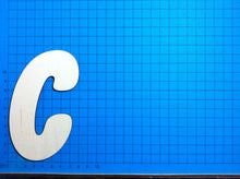 Lade das Bild in den Galerie-Viewer, Buchstaben in 12cm aus Holz