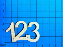 Lade das Bild in den Galerie-Viewer, Schriftzug "123" aus Holz