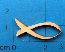 Lade das Bild in den Galerie-Viewer, Fisch modern mit Ausschnitt aus Holz