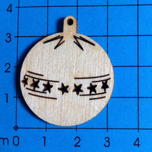 Lade das Bild in den Galerie-Viewer, Kugel für Christbaum aus Holz