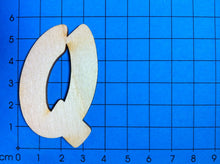Lade das Bild in den Galerie-Viewer, Buchstaben in 5cm aus Holz